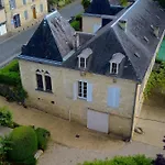 Manoir De Xixeme Siecle - Avec Piscine Et Grand Parc Feriehus