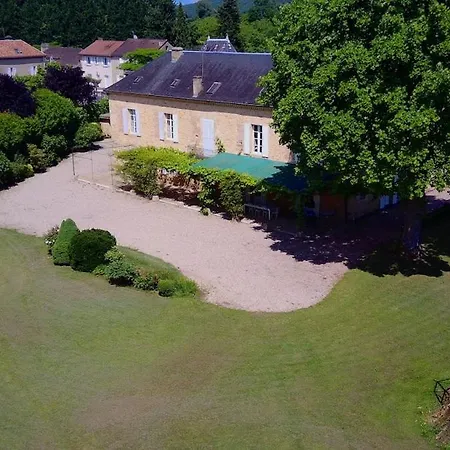 Manoir De Xixème Siècle - Avec Piscine Et Grand Parc *