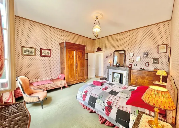 Feriehus Manoir De Xixeme Siecle - Avec Piscine Et Grand Parc *