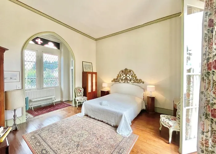 Feriehus Manoir De Xixeme Siecle - Avec Piscine Et Grand Parc *