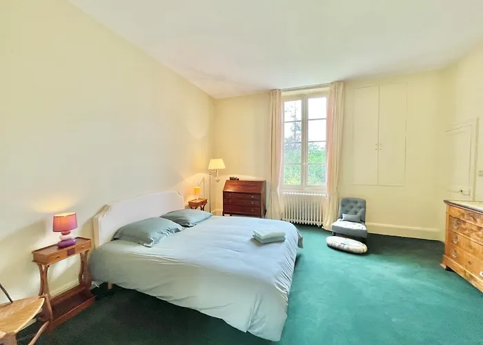 Feriehus Manoir De Xixeme Siecle - Avec Piscine Et Grand Parc *